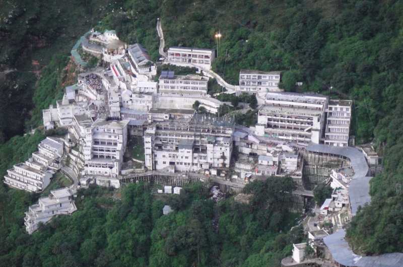 vaishno-devi-temple-jammu-and-kashmir
